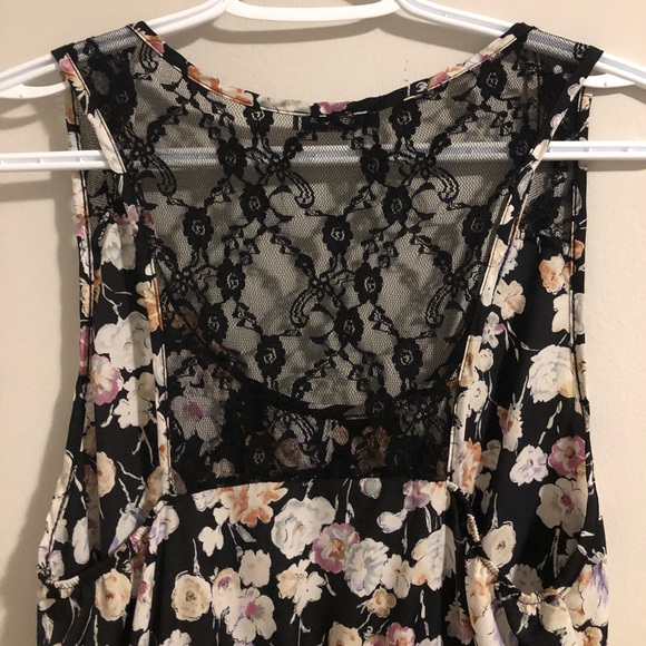 Ambiance light flowy sleeveless floral dress - Picture 3 of 9